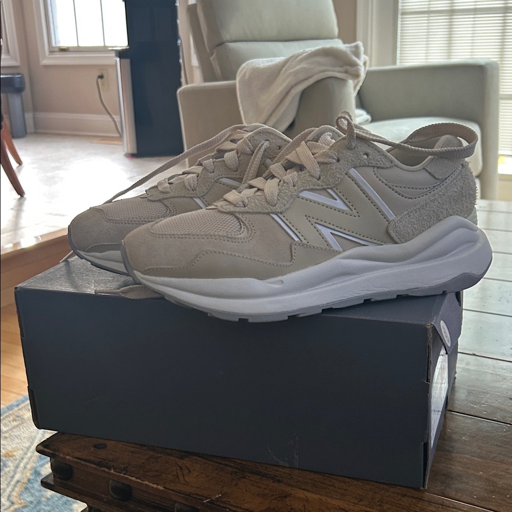 New Balance 5740 Light Tan Sneakers
